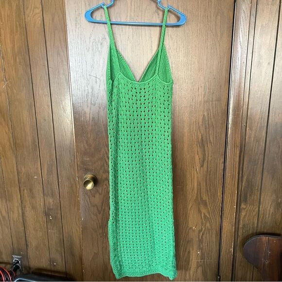 GREEN WITH ENVY CROCHET MIDI DRESS IN GREEN - Picture 5 of 10